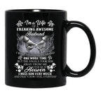 I'M A Wife Of A Freaking Awesome Husband Awesome Proud Love Funny Vintage Black Coffee Mug - Black
